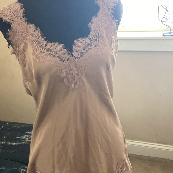 BNWT - Picture 7 of 9